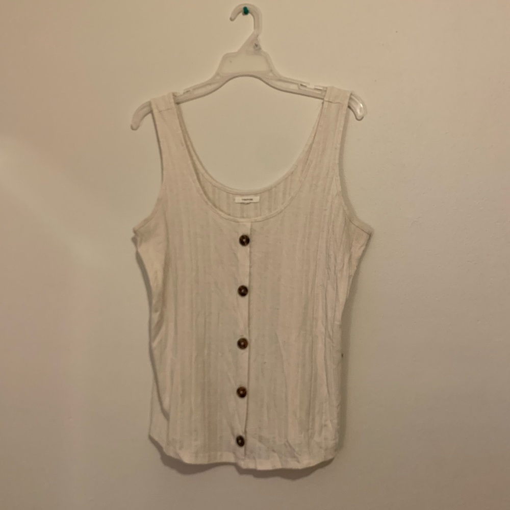 🌿 excellent used condition Maurices tank